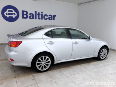 Lexus IS 220 | 2