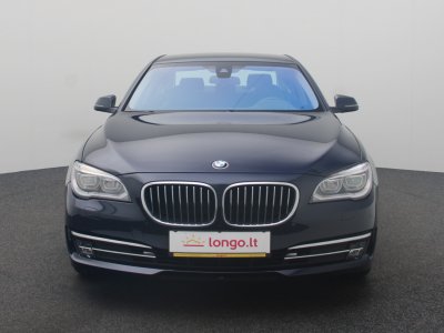 BMW 730 | 2