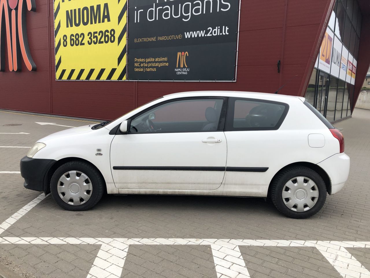 Toyota Corolla | 2