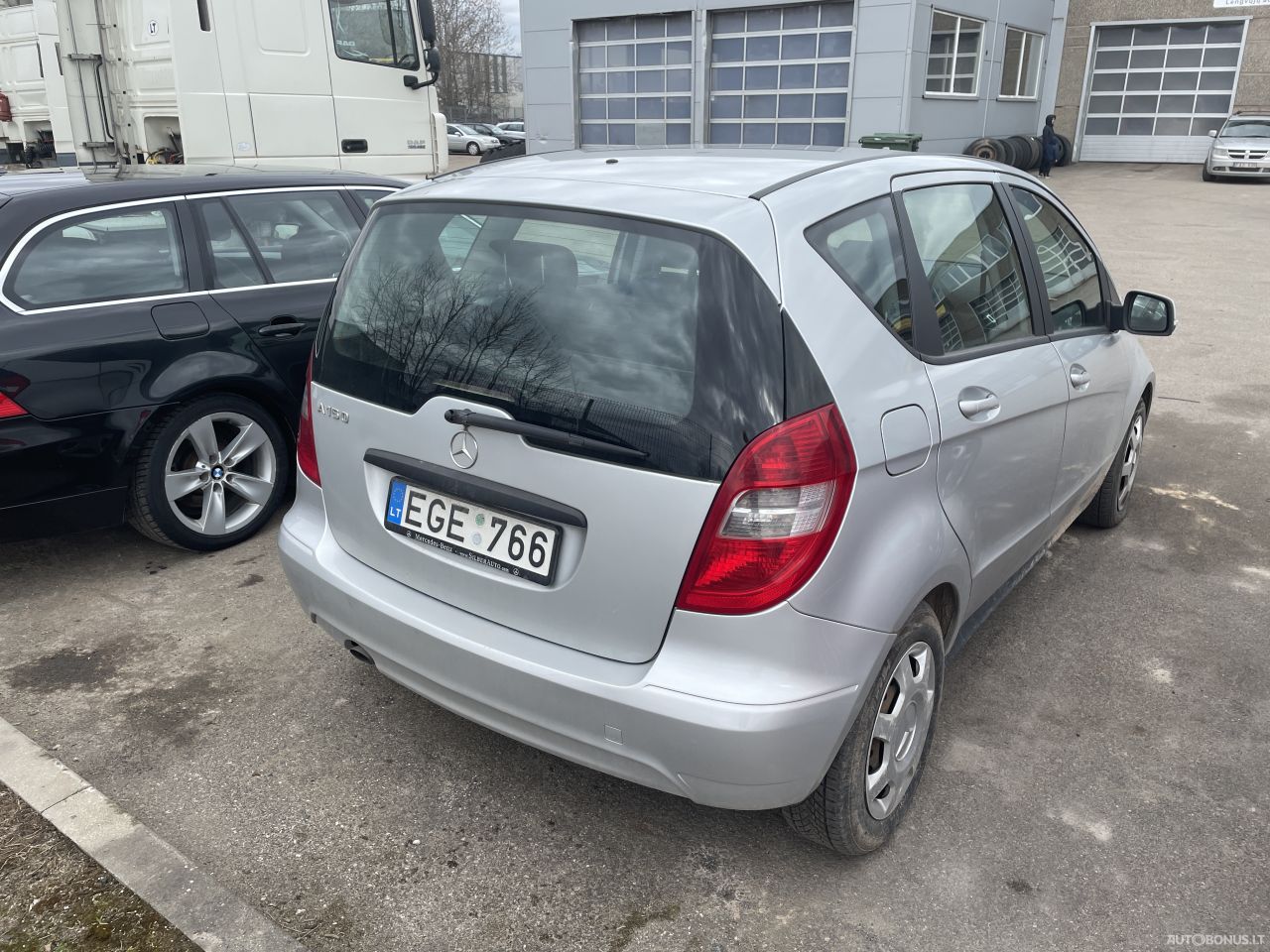 Mercedes-Benz A150 | 4