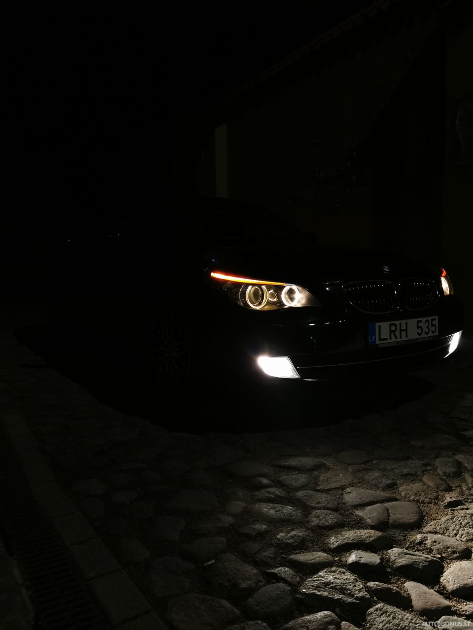 BMW 530 | 4