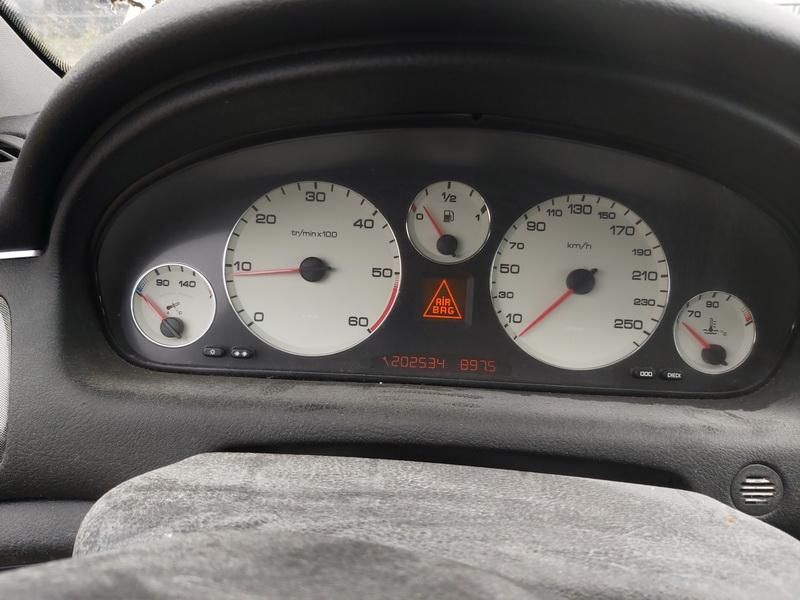 Peugeot, Saloon | 6