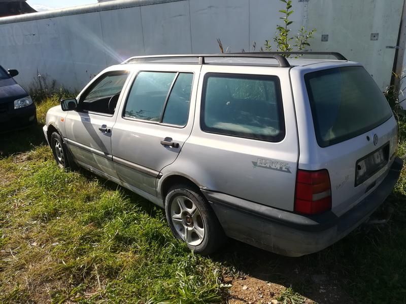 Volkswagen, Universalas | 6