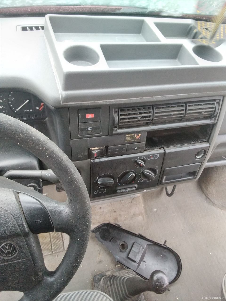 Volkswagen Caravelle | 5