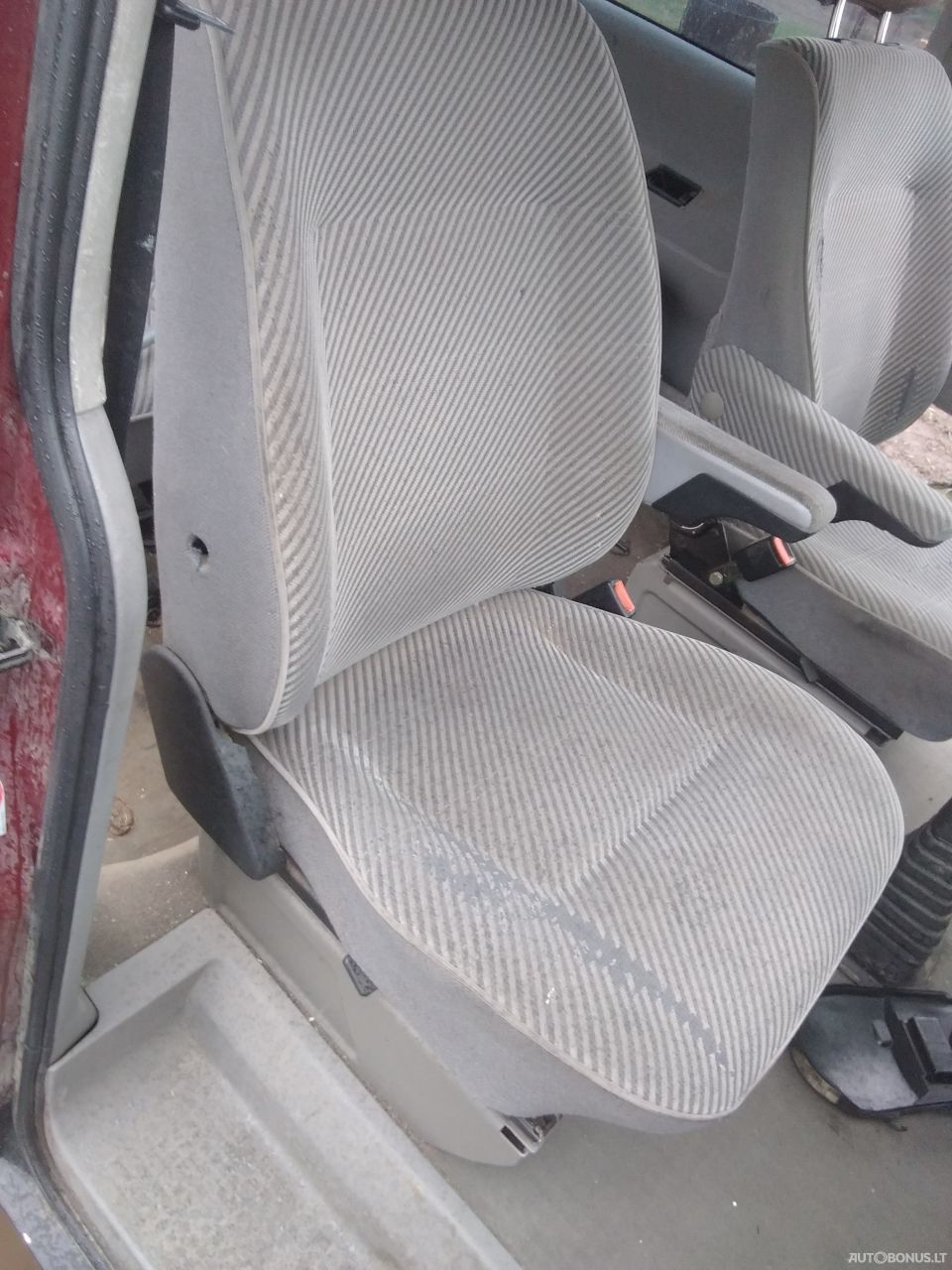 Volkswagen Caravelle | 6