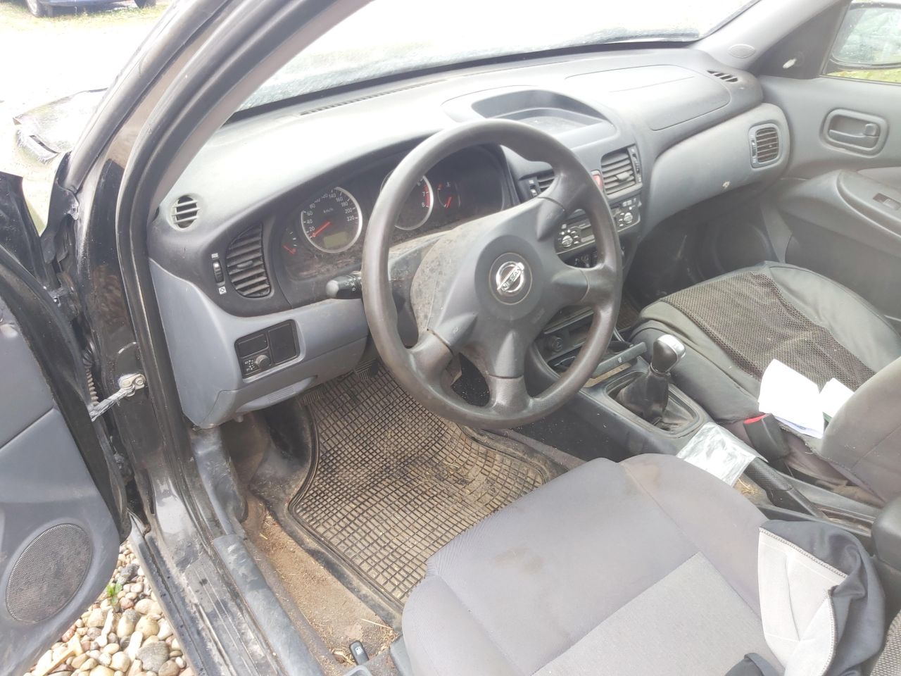 Nissan, Hatchback | 5