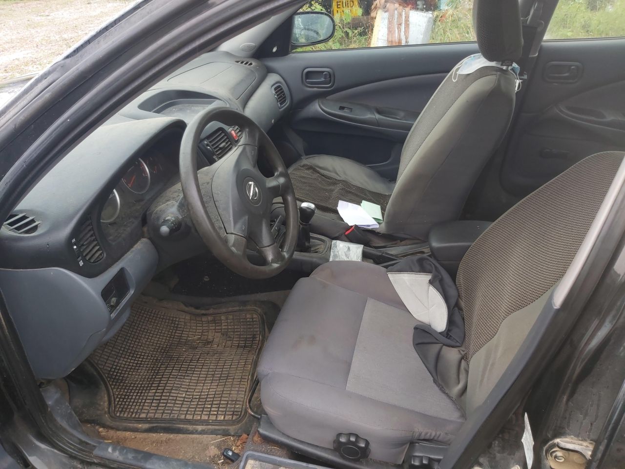 Nissan, Hatchback | 4