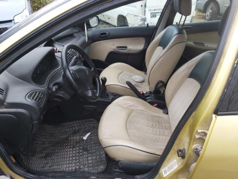 Peugeot, Hatchback | 3