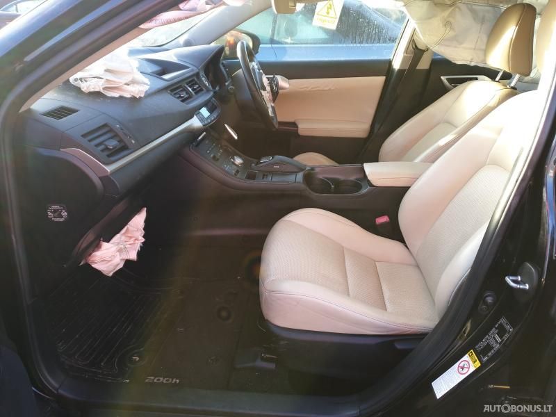 Lexus CT 200h, Universalas | 2