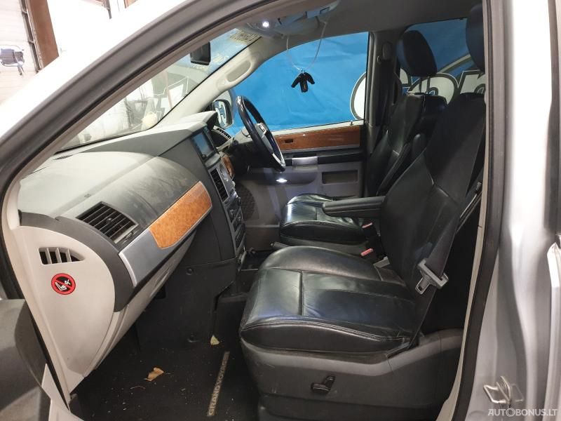 Chrysler Town & Country, Минивэн | 4