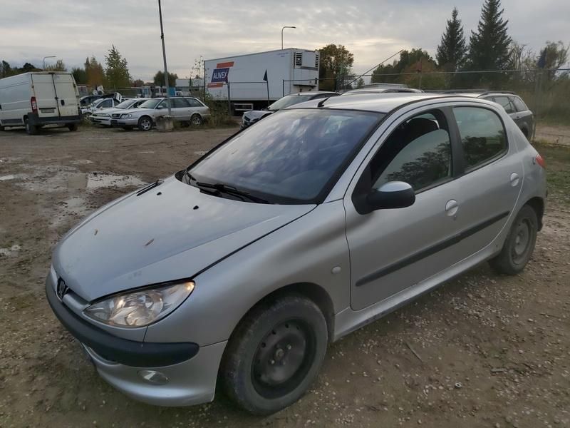 Peugeot, Hatchback | 3