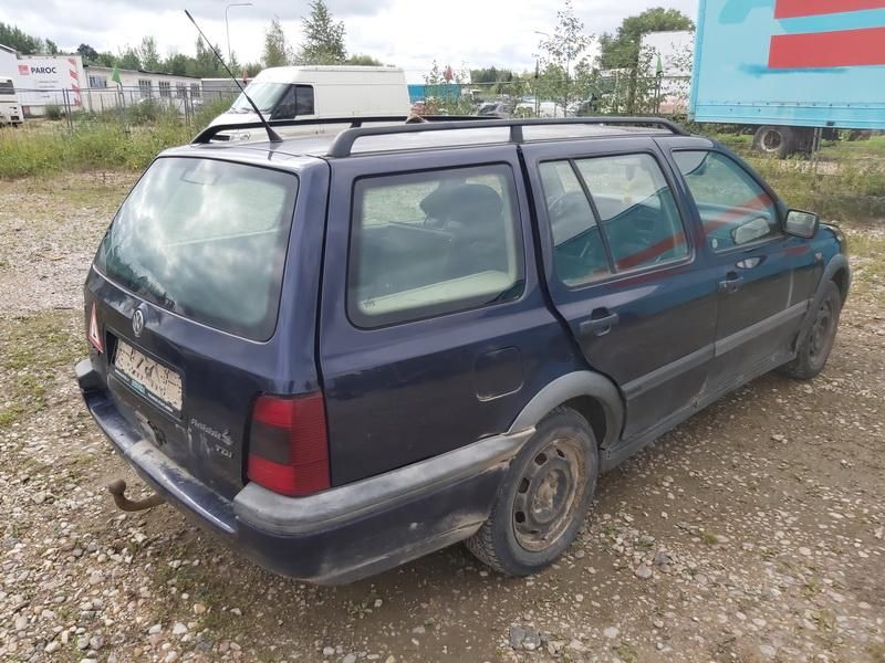 Volkswagen, Universalas | 7