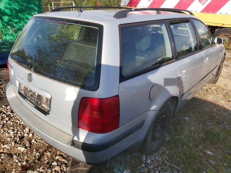 Volkswagen, Universalas | 7