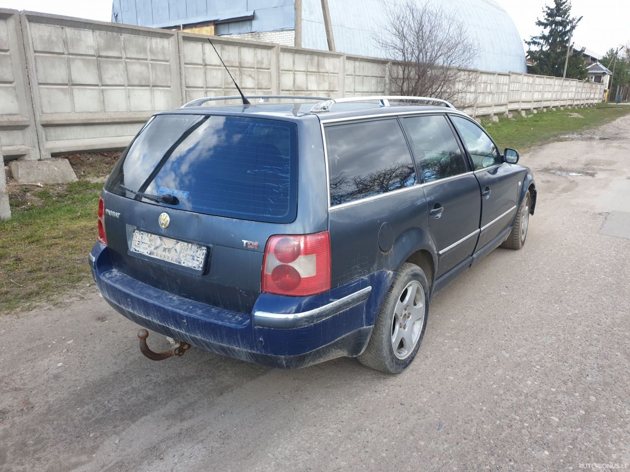 Volkswagen Passat, Universalas | 1