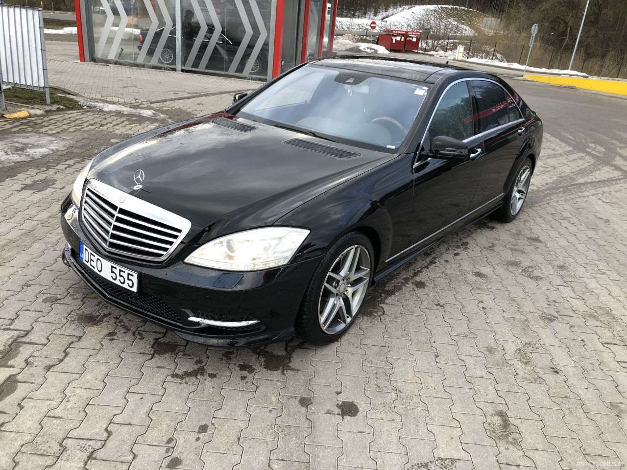 Mercedes-Benz S550 | 2