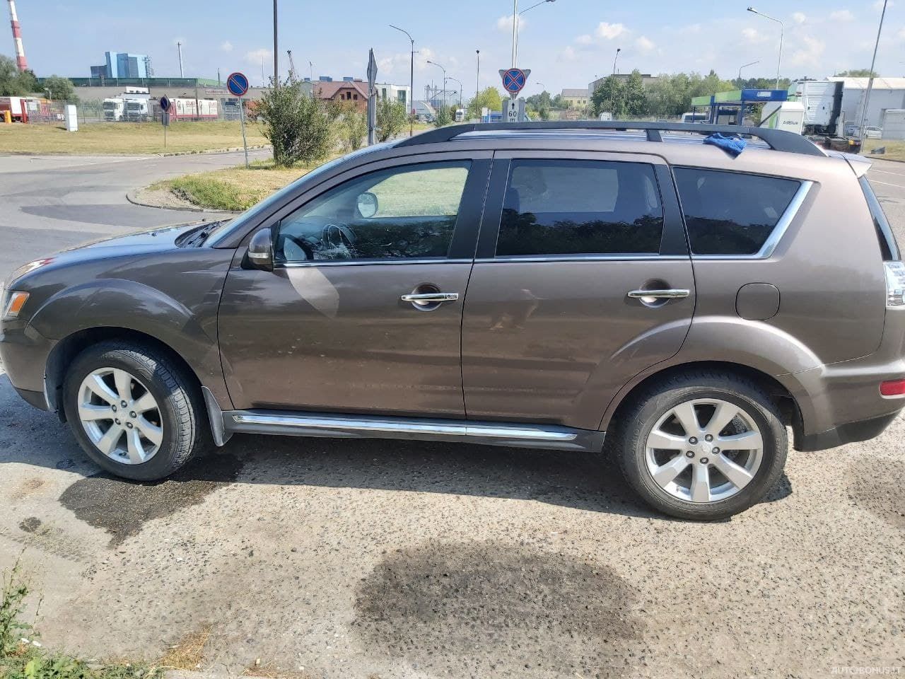 Mitsubishi Outlander | 3