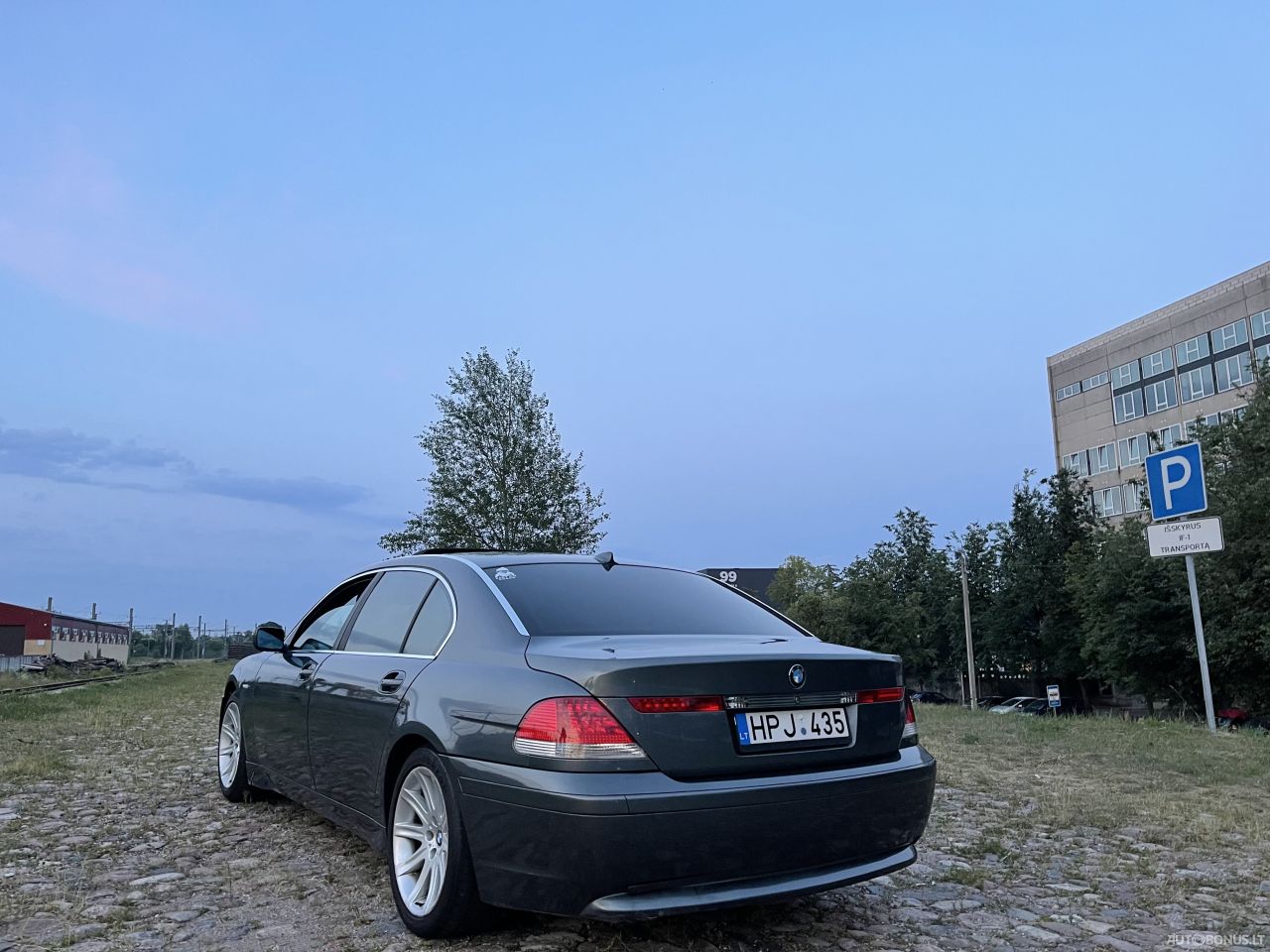 BMW 735 | 3