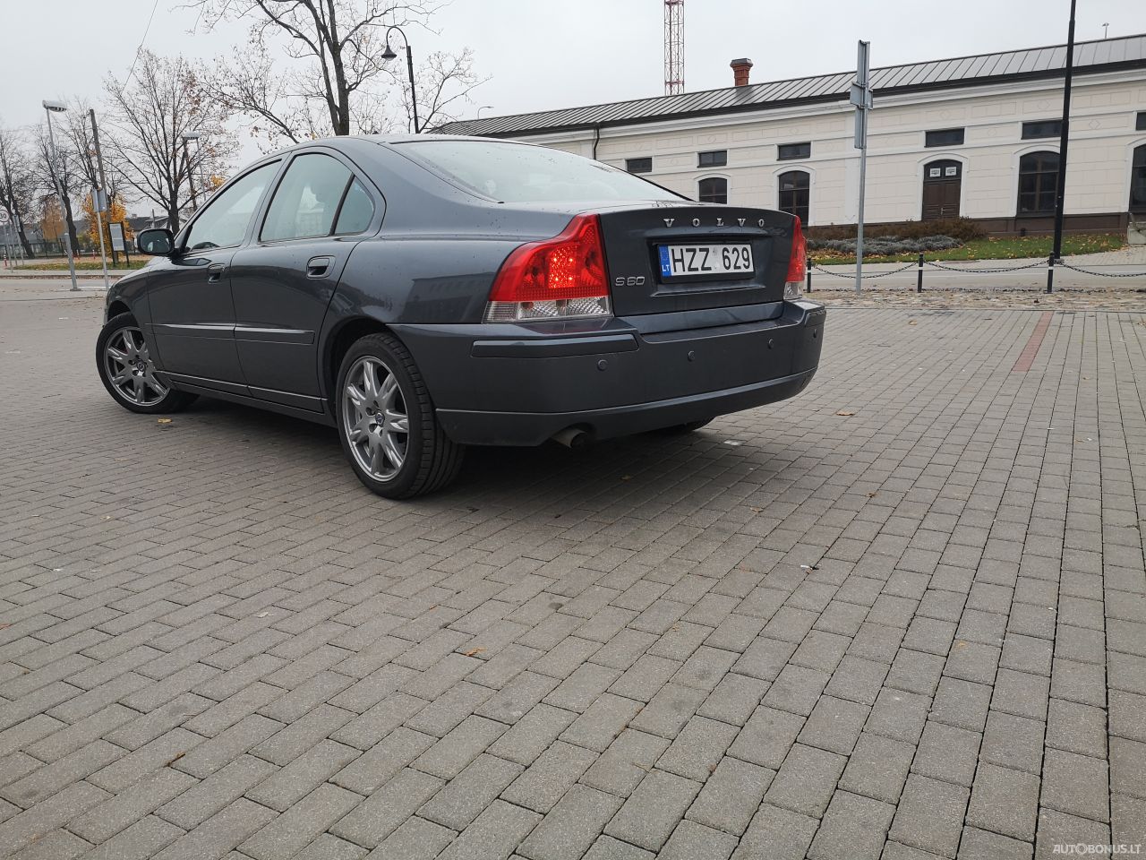 Volvo S60 | 2