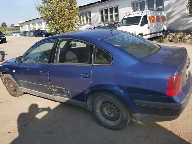 Volkswagen, Saloon | 7