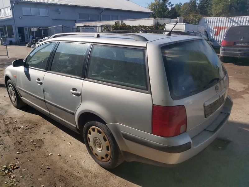 Volkswagen, Universalas | 7