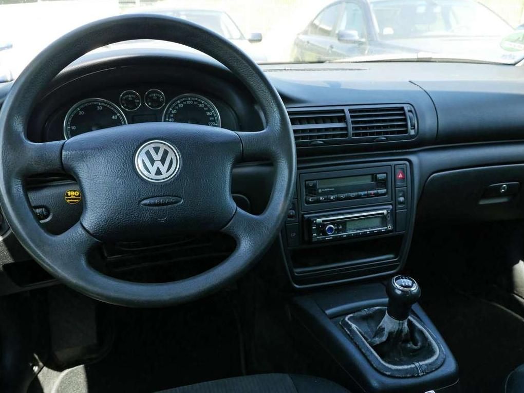 Volkswagen Passat | 11