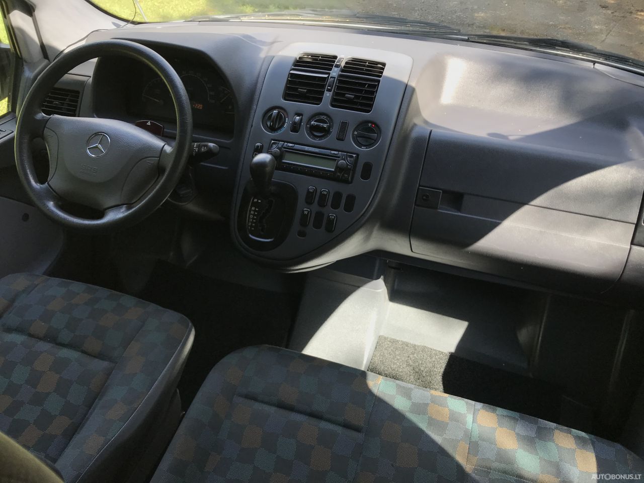 Mercedes-Benz Vito | 10
