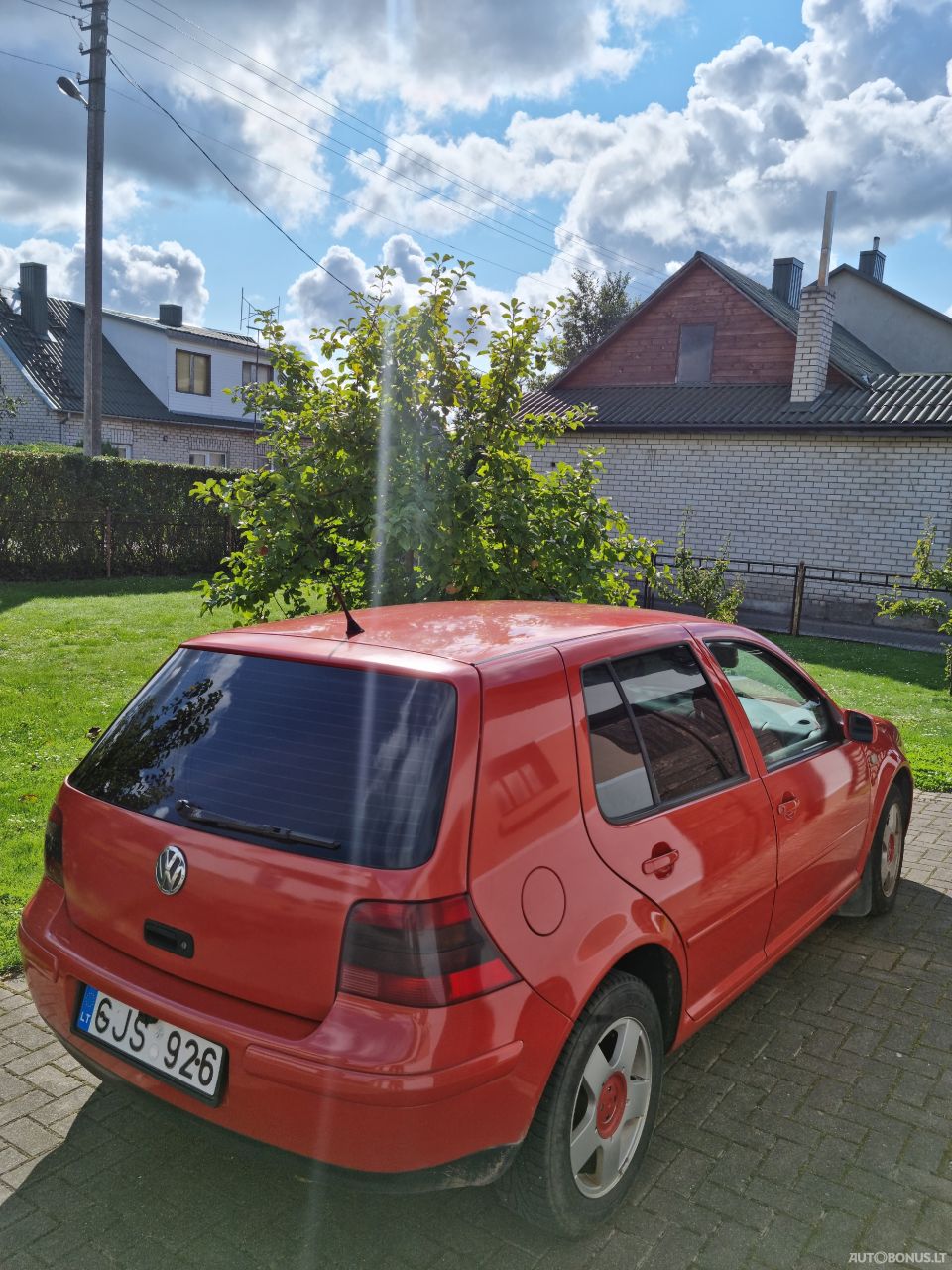 Volkswagen Golf | 3