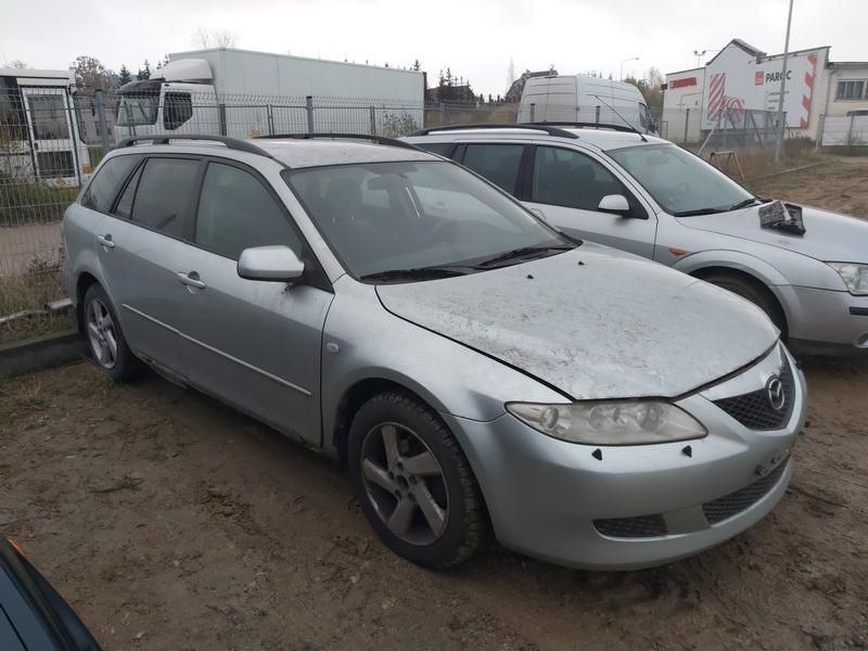 Mazda, Universalas