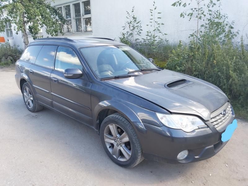Subaru, Universal