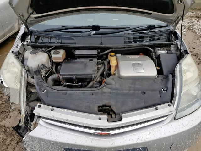 Toyota, Hatchback | 6