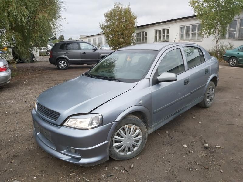 Opel, Hatchback | 3