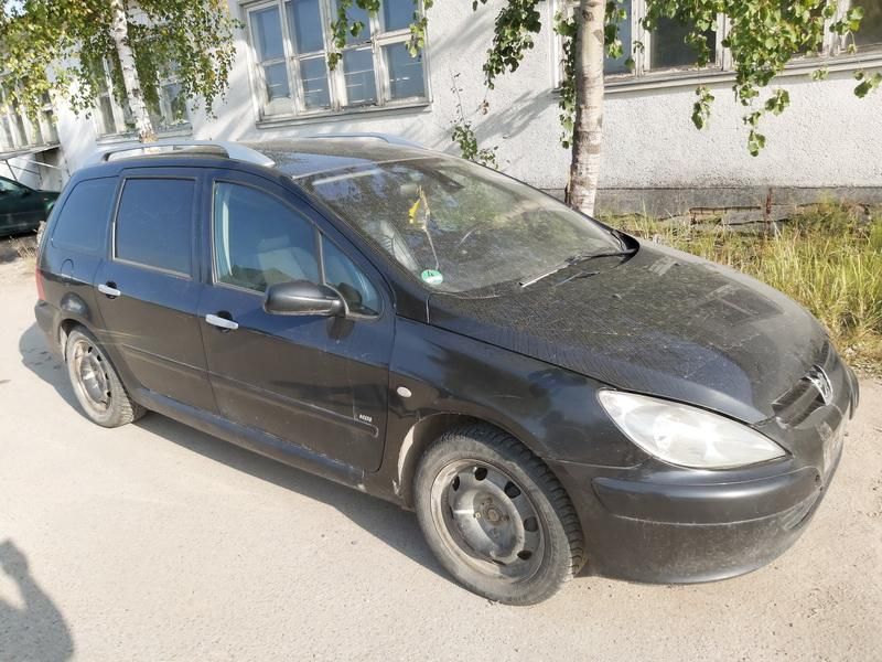 Peugeot, Universalas