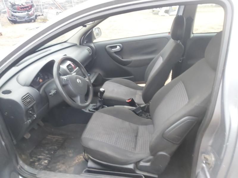 Opel, Hatchback | 4