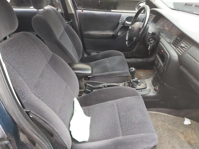 Opel, Hatchback | 3