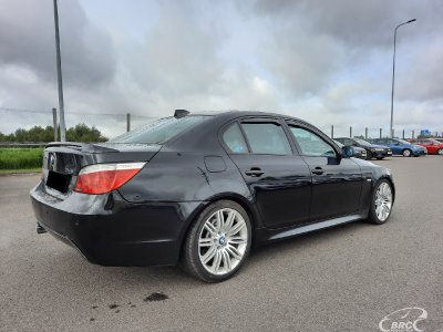 BMW 545 | 1