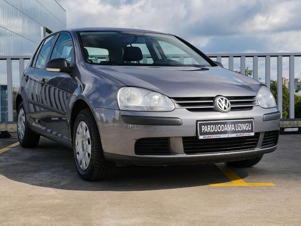 Volkswagen Golf | 4