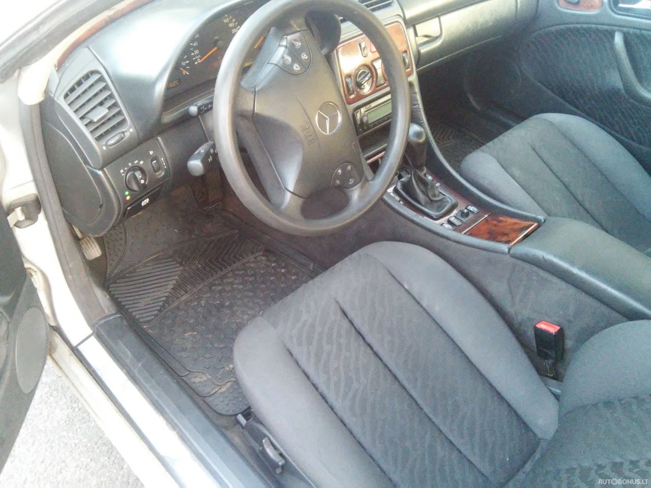 Mercedes-Benz CLK200 | 11