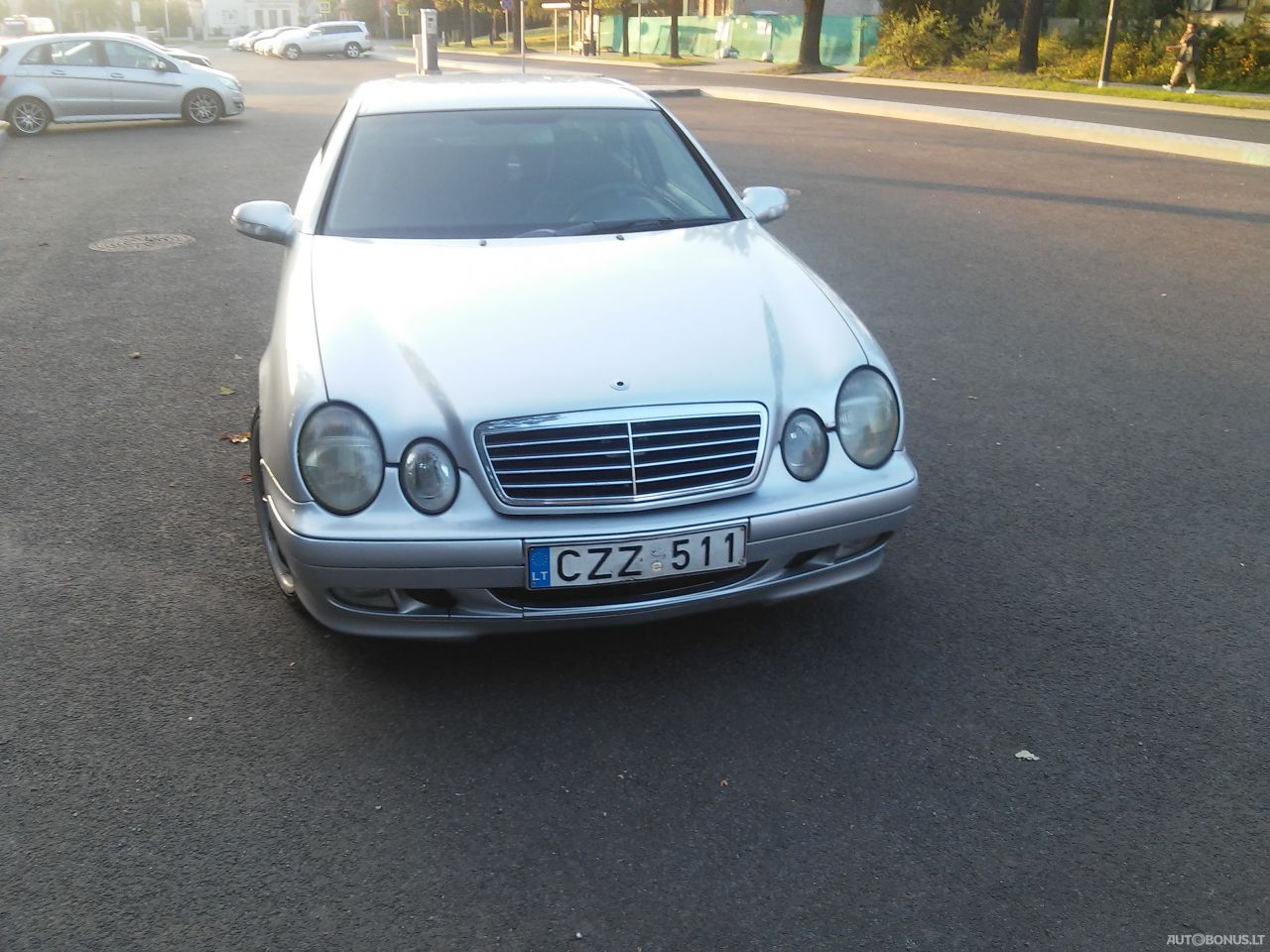 Mercedes-Benz CLK200 | 4