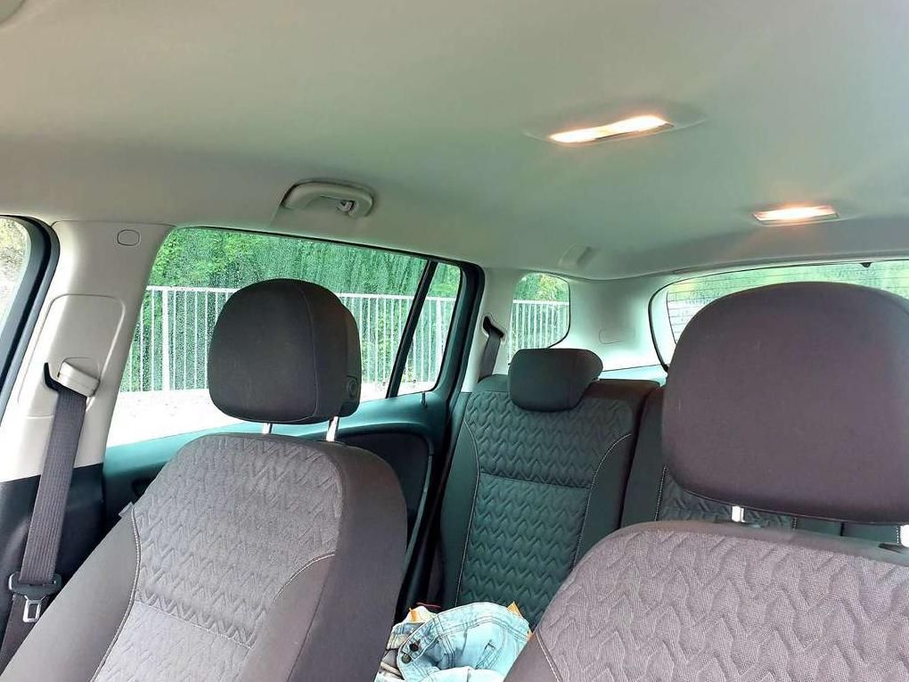 Opel Zafira | 9