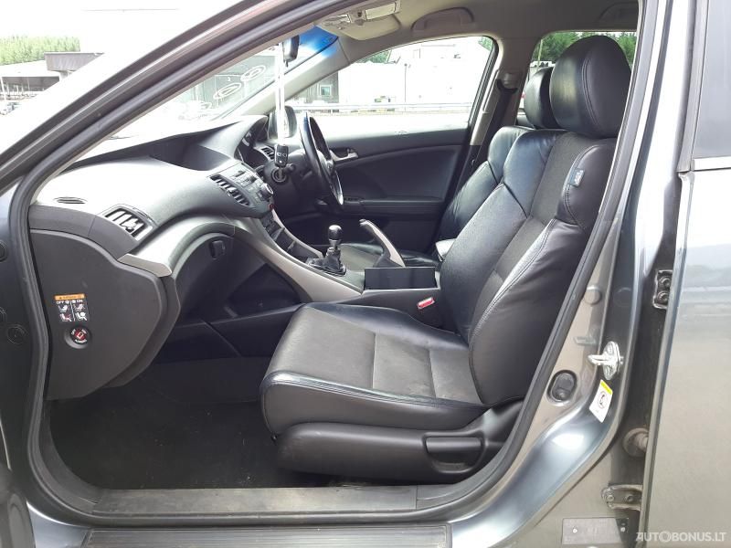 Honda Accord, Universalas | 6