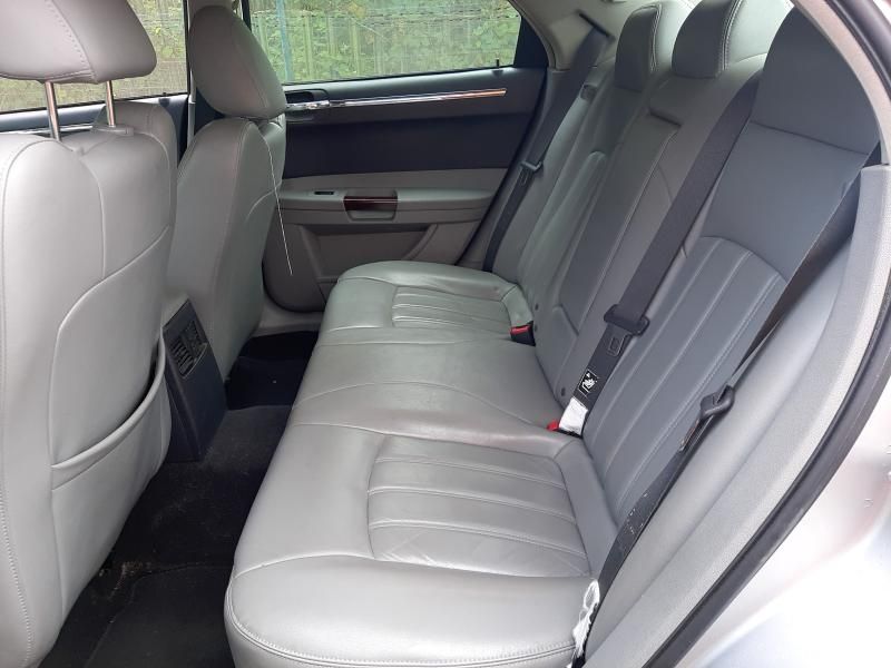 Chrysler 300 C, Saloon | 5
