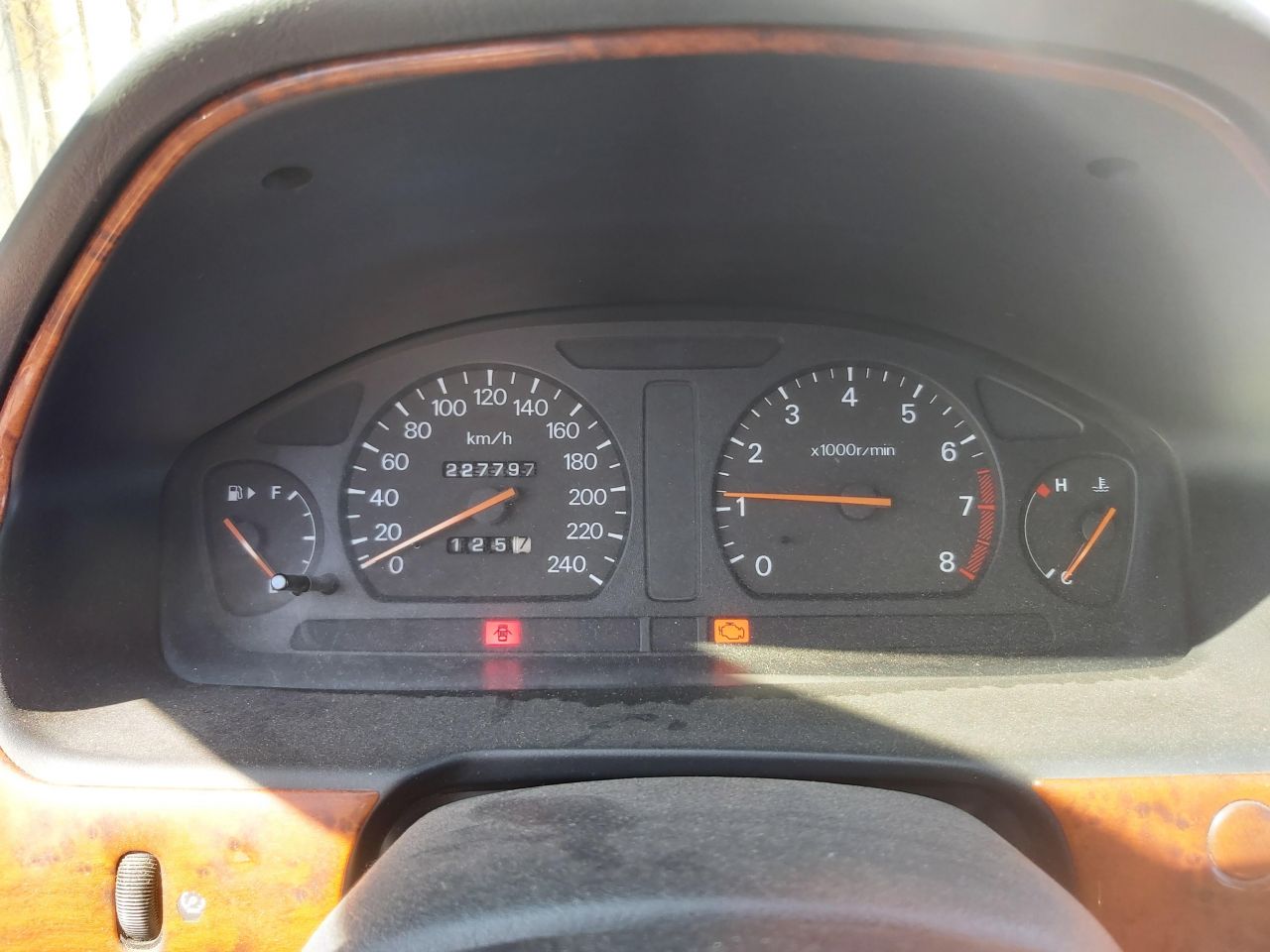Mitsubishi, Saloon | 2