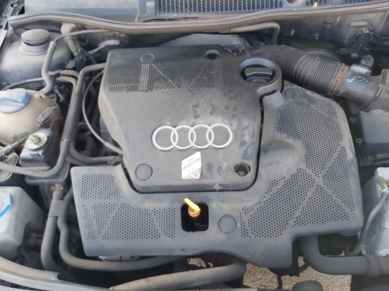 Audi, Хэтчбек | 1