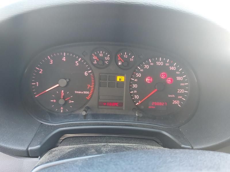 Audi, Хэтчбек | 6