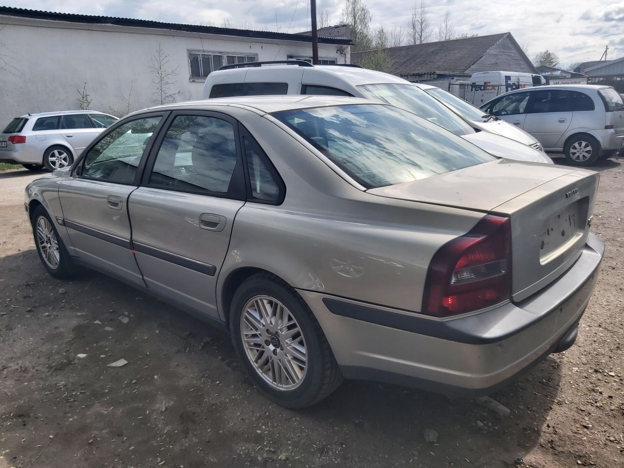 Volvo, Saloon | 6