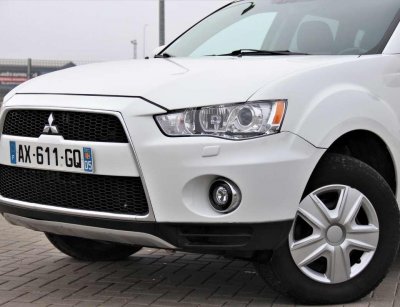 Mitsubishi Outlander | 1