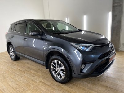 Toyota RAV4 | 1