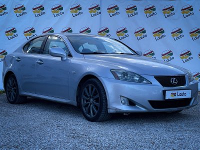 Lexus IS 220 | 2