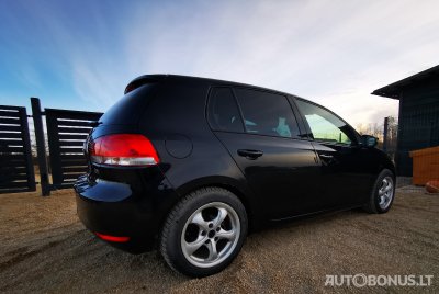 Volkswagen Golf | 1