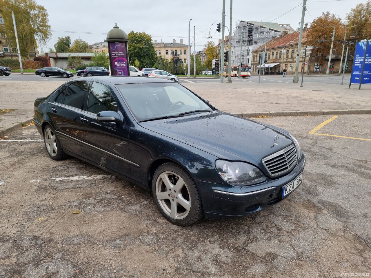 Mercedes-Benz S320 | 9